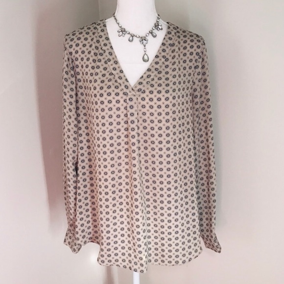 lex&madison Tops - Lex & Madison Blouse